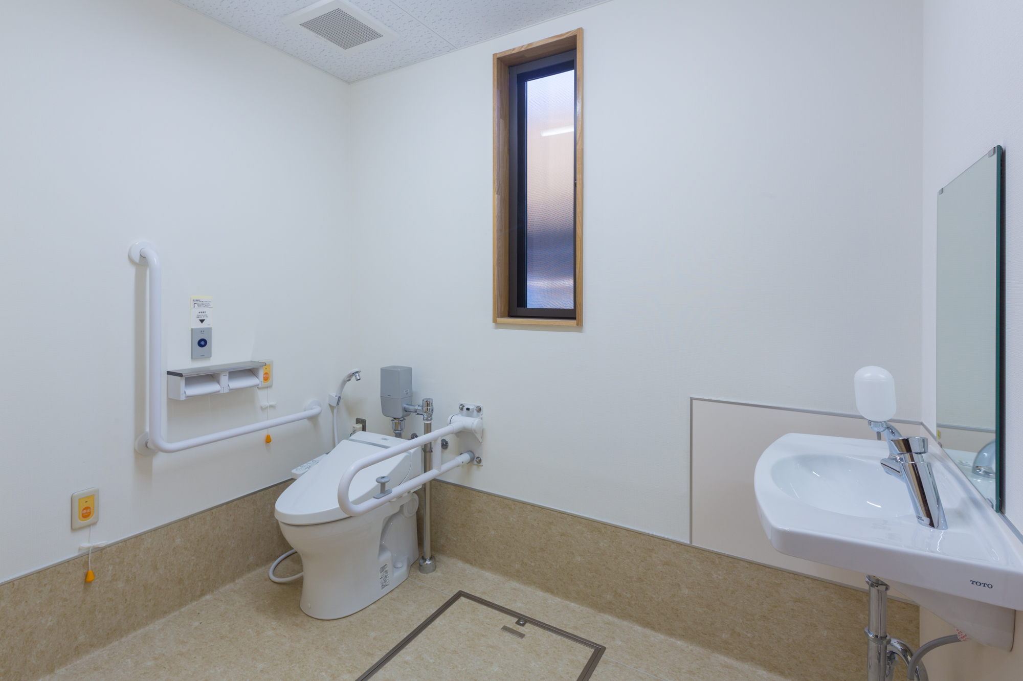 多目的トイレ